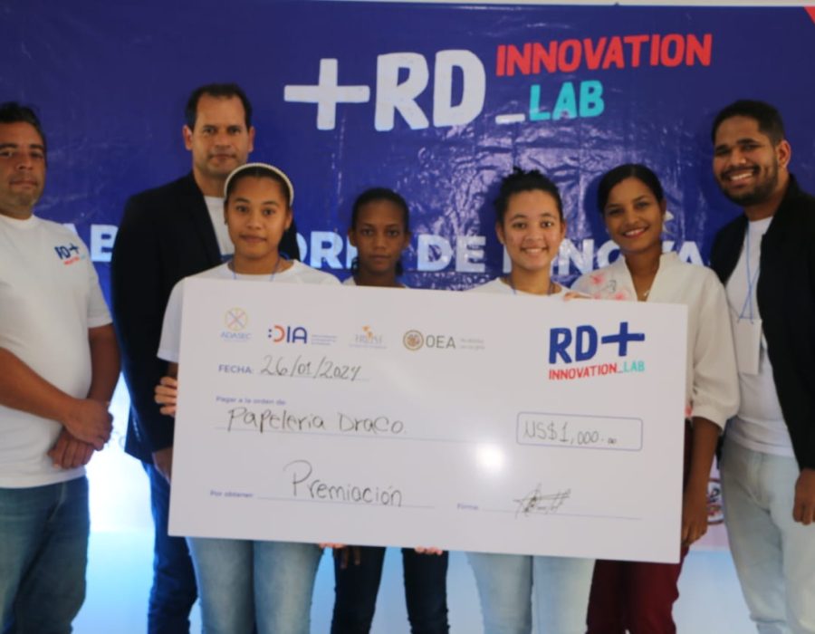 Competencia Pitch de Proyectos Innovadores - DIA LAB RD