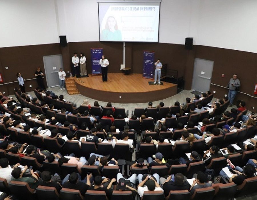 ¡La Inteligencia Artificial al alcance de todos!: Así se vivió “WhatsappIAndo” en la UTSC
