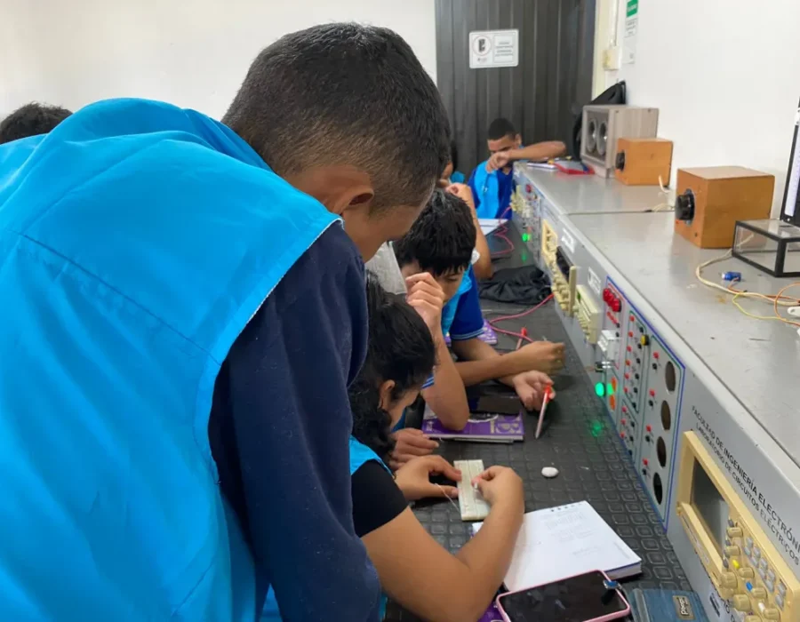 Éxito en el Proyecto de Robótica Educativa en Villa Paz 
